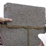 چطور دیوار ساخته شده از بلوک سیمانی را تقویت کنیم؟